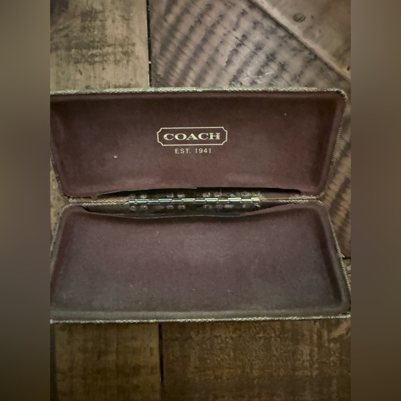 Coach Eyeglass Case Clamshell Vinyl Brown Tan Case Sunglasses - Picture 3 of 3